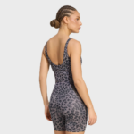 ADIDAS WE AOP TK ΓΥΝΑΙΚΕΙΟ ΑΜΑΝΙΚΟ ANIMAL-PRINT CROP TOP - Image 3